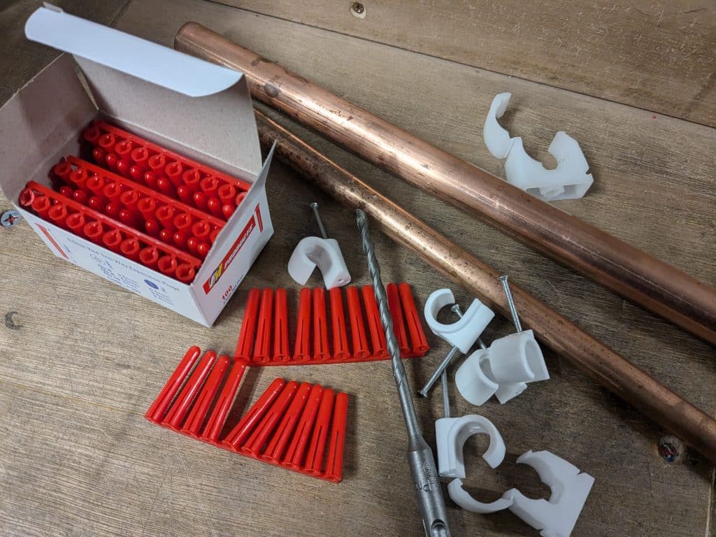 FM Products Clip Link Single Pipe Clips